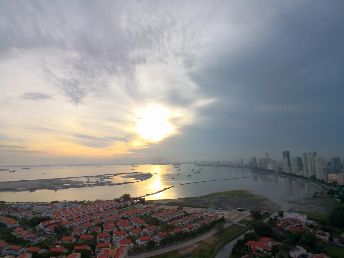 The Landmark Seaview Gurney George Town Dış mekan fotoğraf